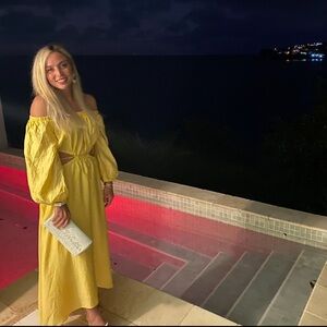 CASSIAN CUTOUT OFF SHOULDER MIDI DRESS